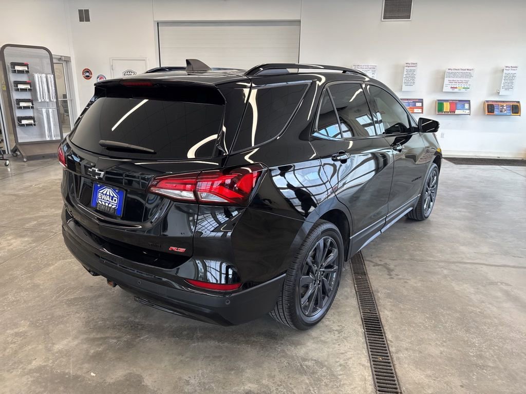 Certified 2024 Chevrolet Equinox RS w/ RS Leather Package image 3