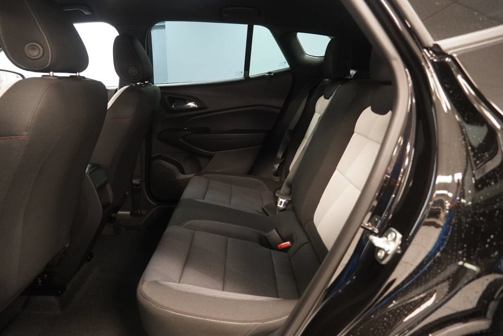 New 2026 Chevrolet Trax RS w/ Driver Confidence Package FWD image 24