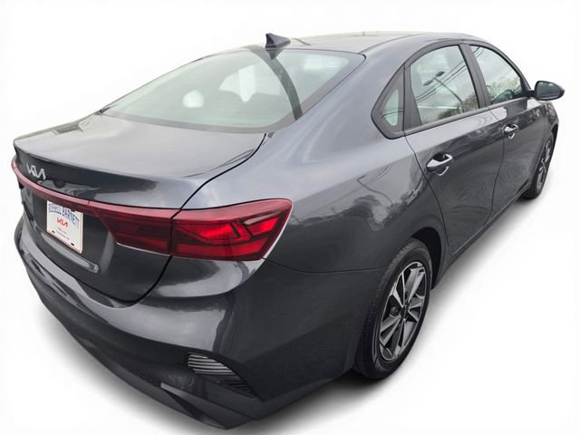 Used 2024 Kia Forte LXS image 13