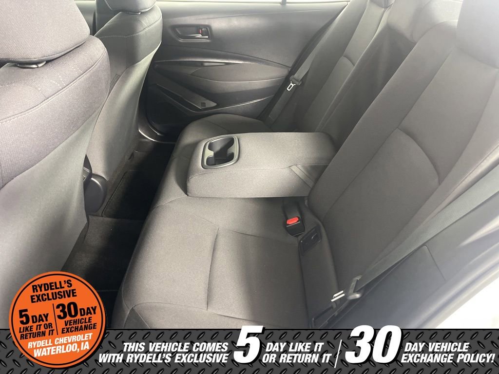 Used 2025 Toyota Corolla LE image 26