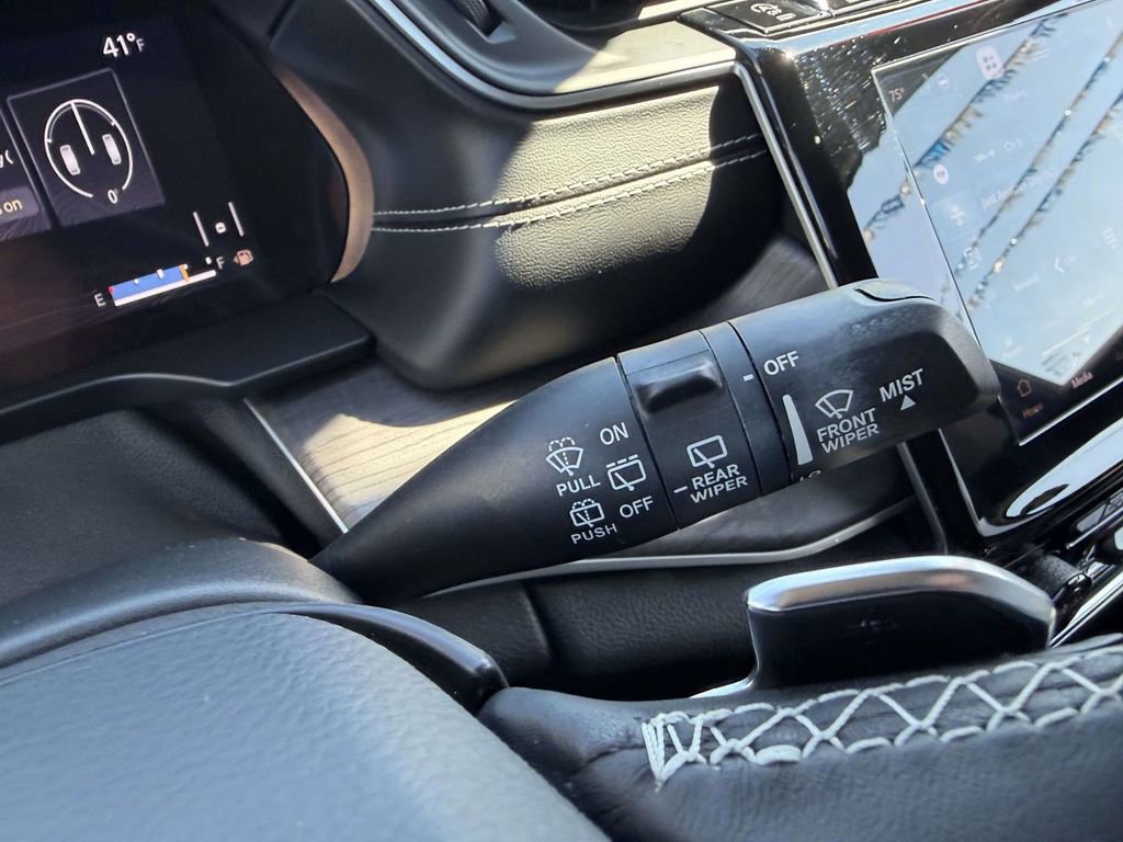 Used 2021 Jeep Grand Cherokee L Limited image 36