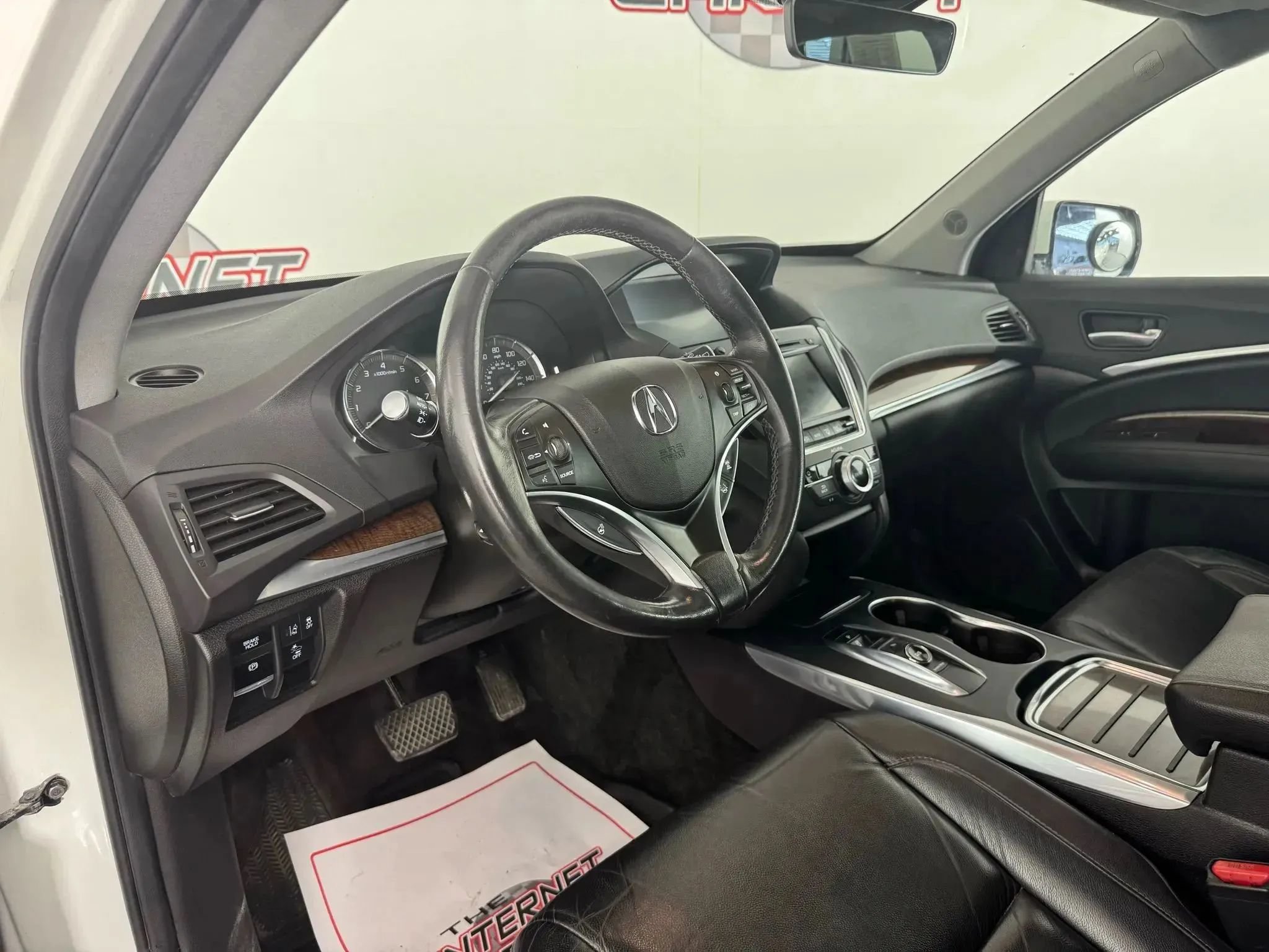 Used 2017 Acura MDX w/ Technology Package AWD/4WD image 10