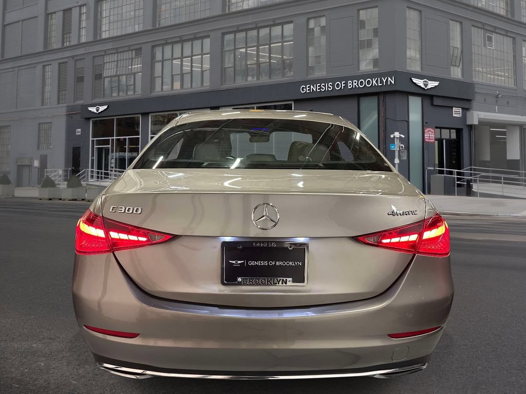 Used 2022 Mercedes-Benz C 300 4MATIC Sedan image 3