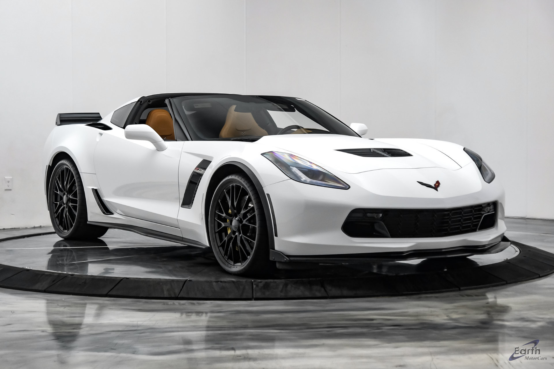 Used 2016 Chevrolet Corvette Z06 w/ 2LZ Preferred Equipment Group RWD image 30