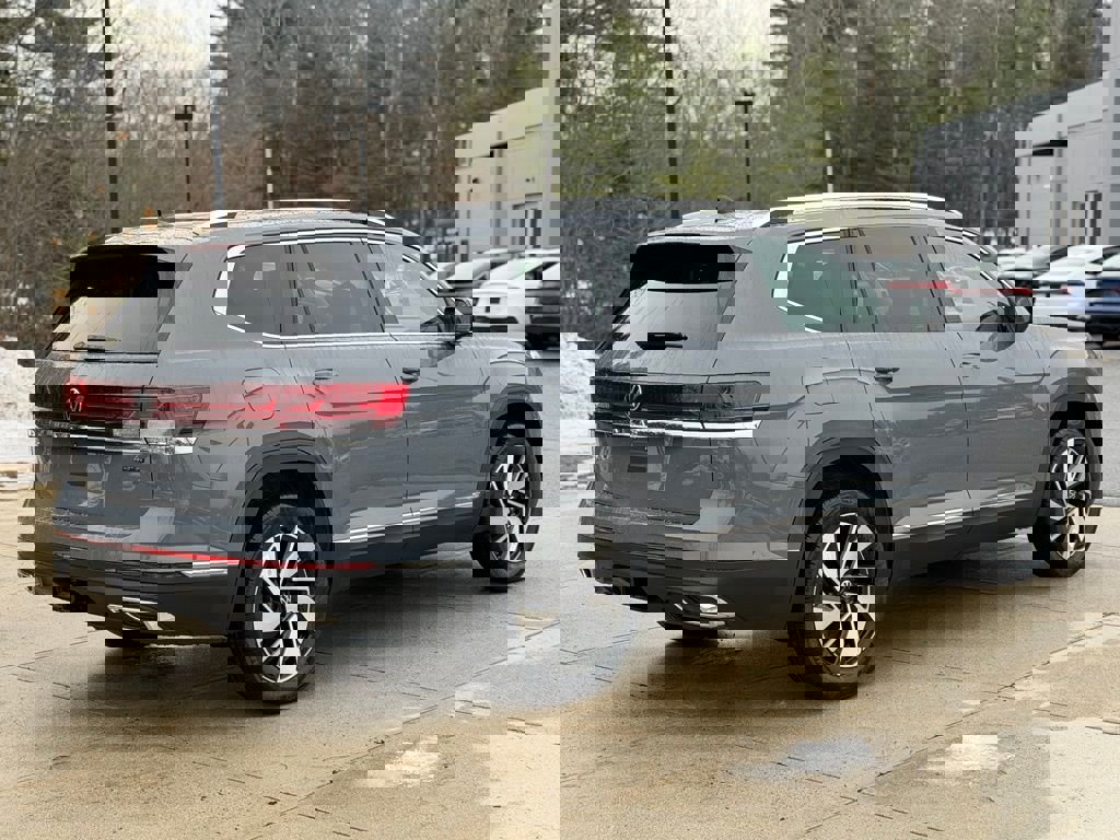 New 2026 Volkswagen Atlas SEL image 10
