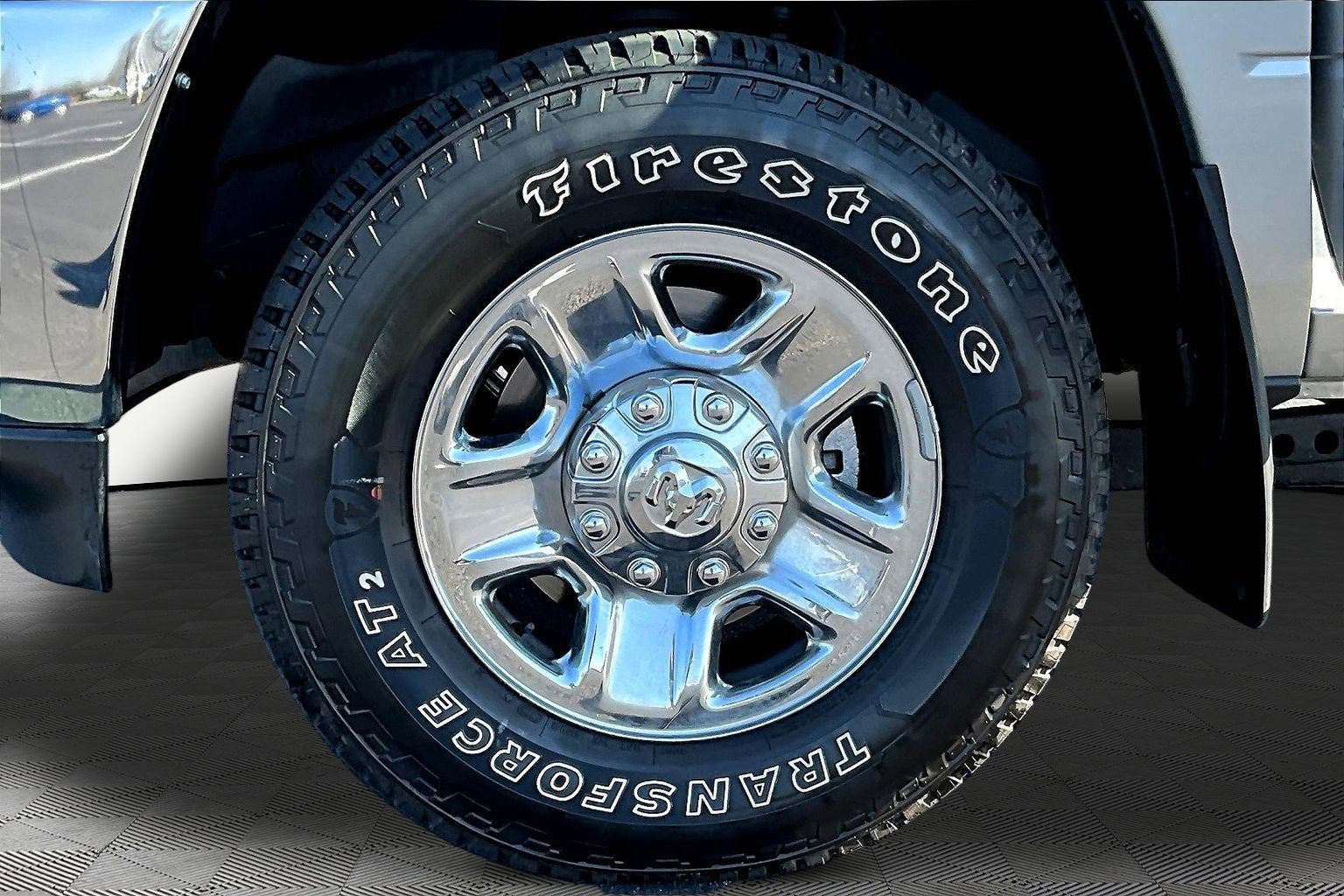 Used 2024 RAM 2500 Tradesman w/ Chrome Appearance Group image 33