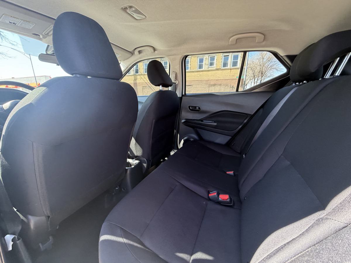 Used 2023 Nissan Kicks S FWD image 17