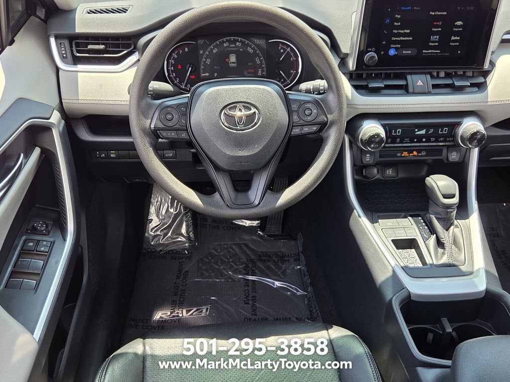 Used 2024 Toyota RAV4 XLE w/ Convenience Package FWD image 11