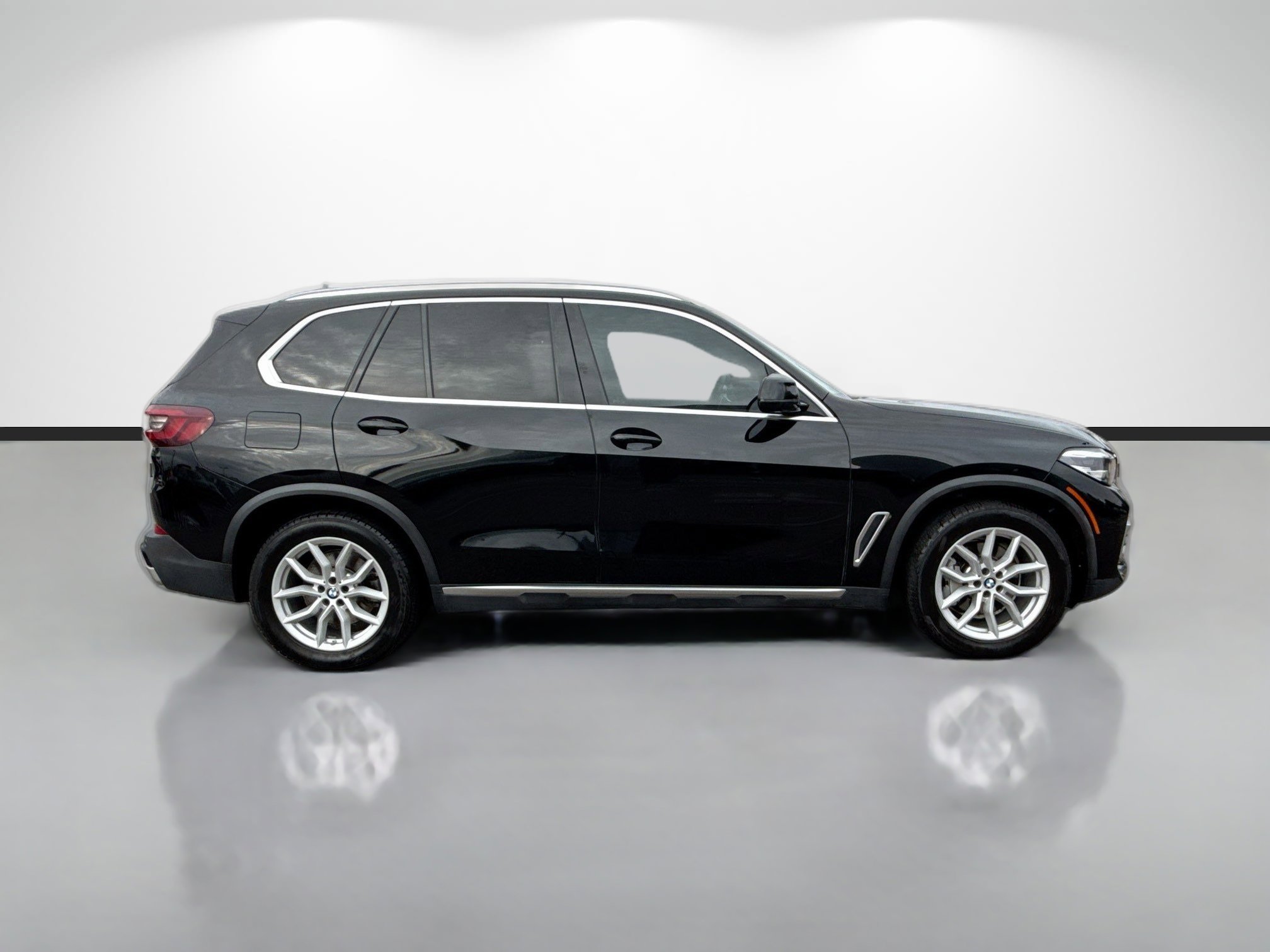 Used 2022 BMW X5 xDrive40i AWD/4WD image 6