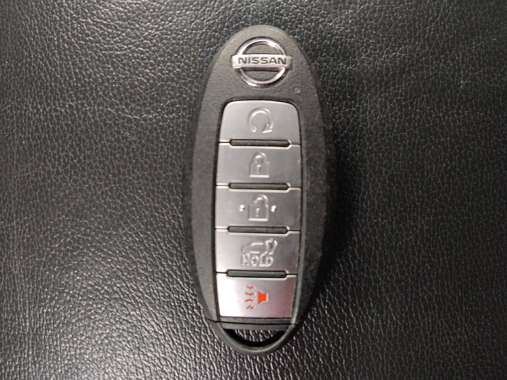 Used 2020 Nissan Pathfinder SL image 32