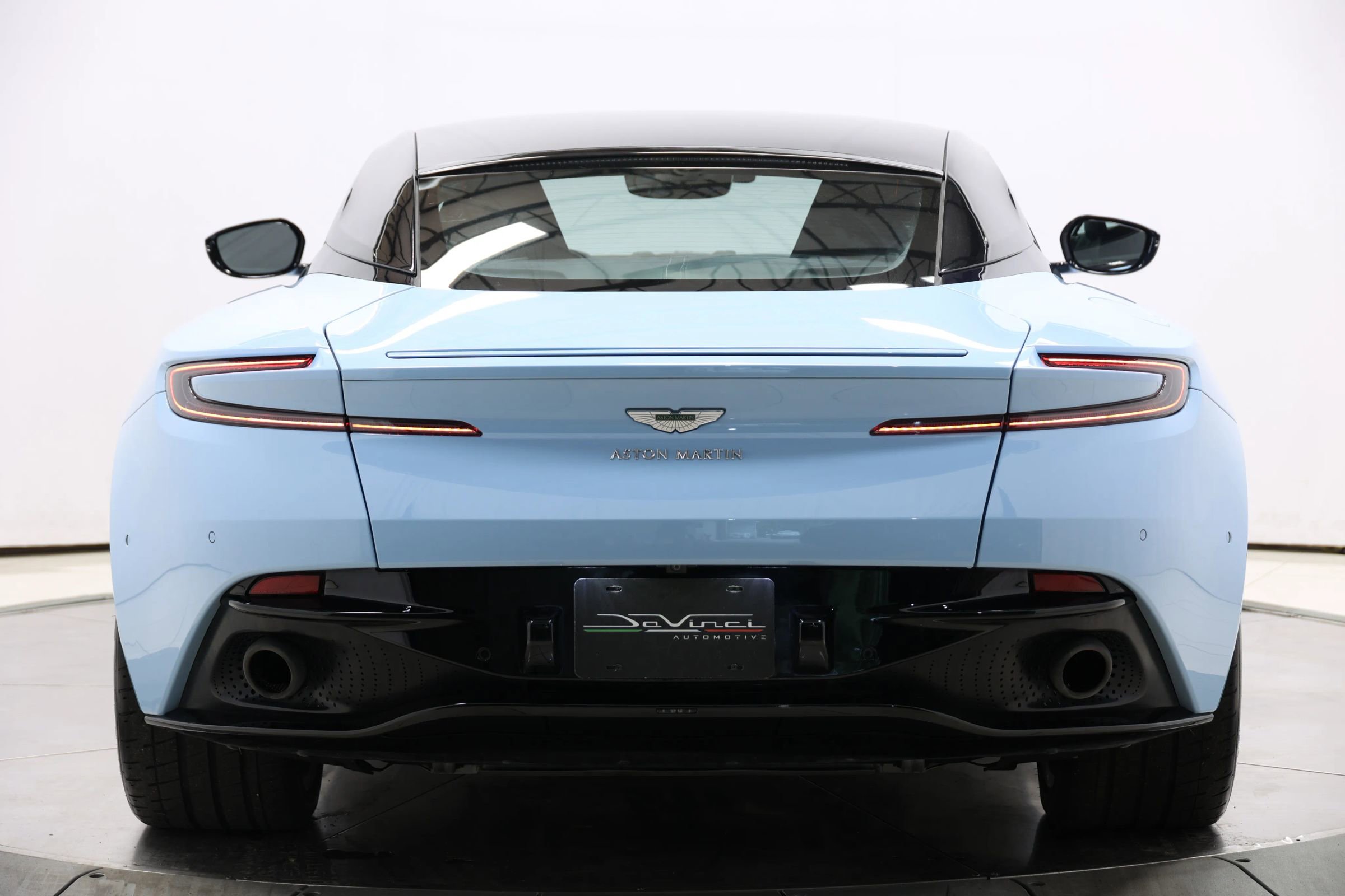 Used 2018 Aston Martin DB11 V12 image 62