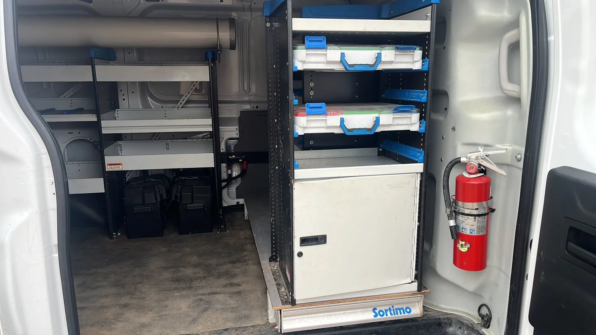 Used 2015 Ford Transit 250 130 Low Roof RWD image 19