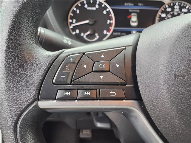 Used 2023 Nissan Sentra SV image 13