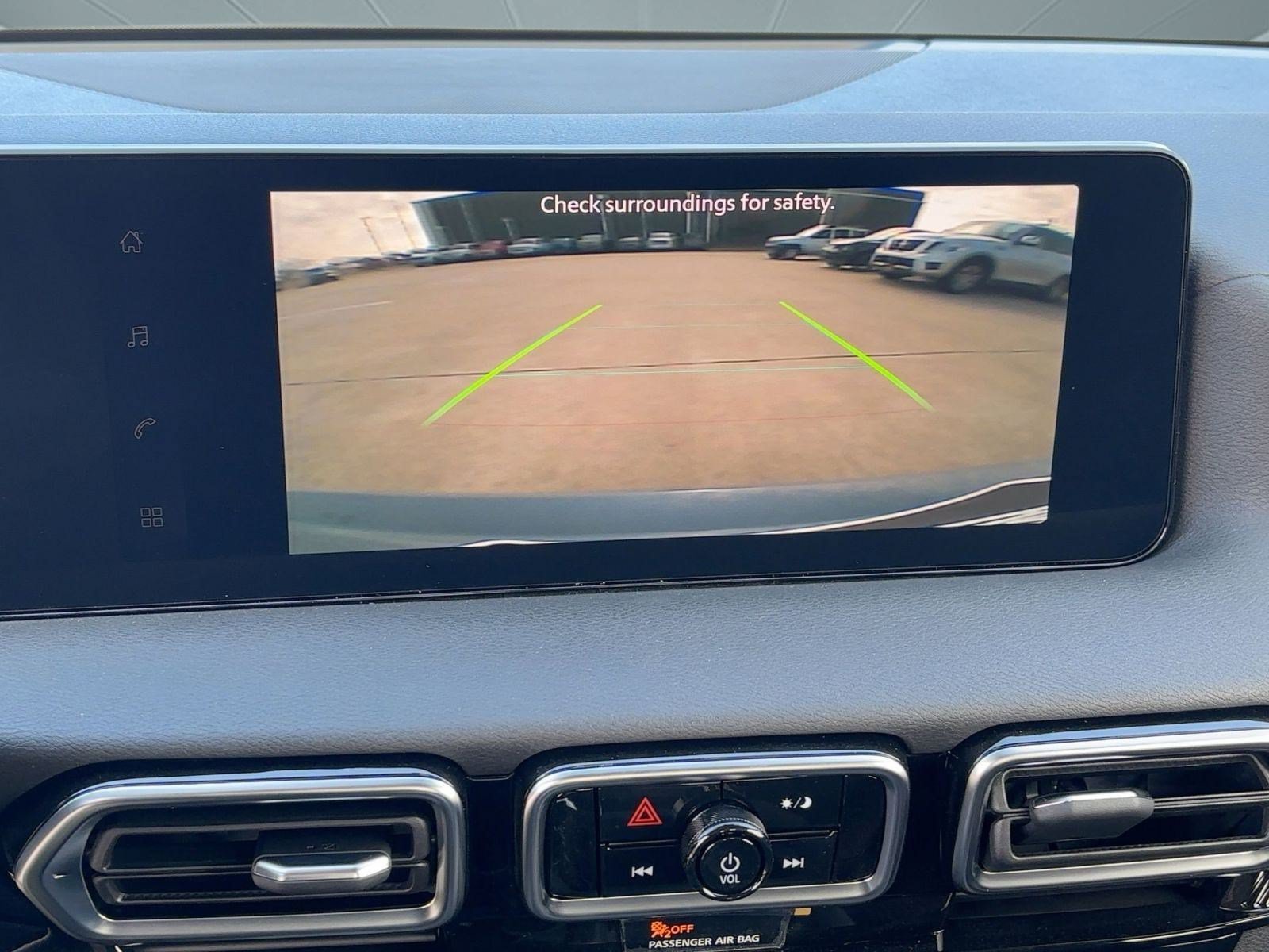 New 2026 Nissan Sentra SR w/ Floor Mat Package FWD image 24