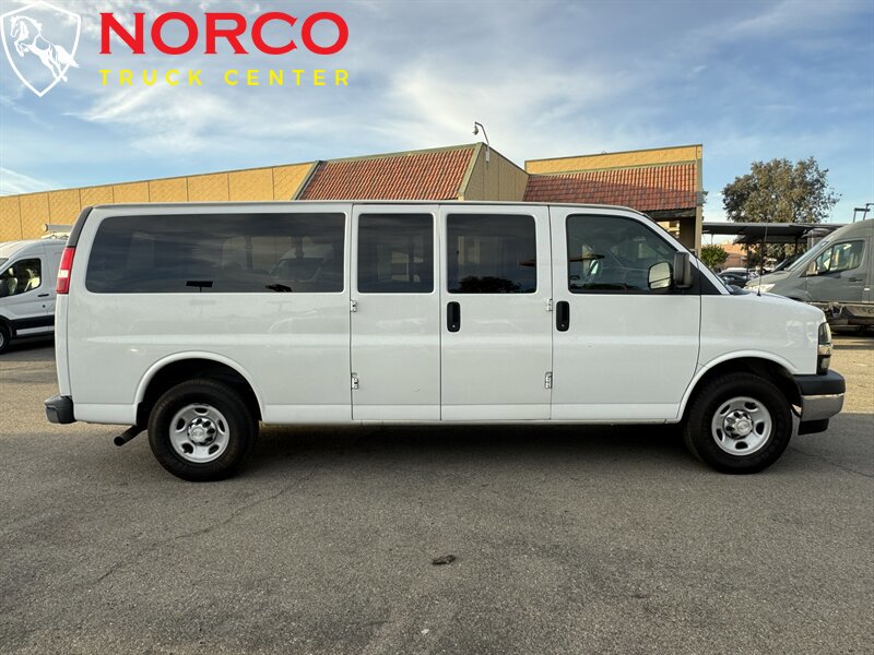 Used 2020 Chevrolet Express 3500 LT w/ LT Preferred Equipment Group RWD image 1