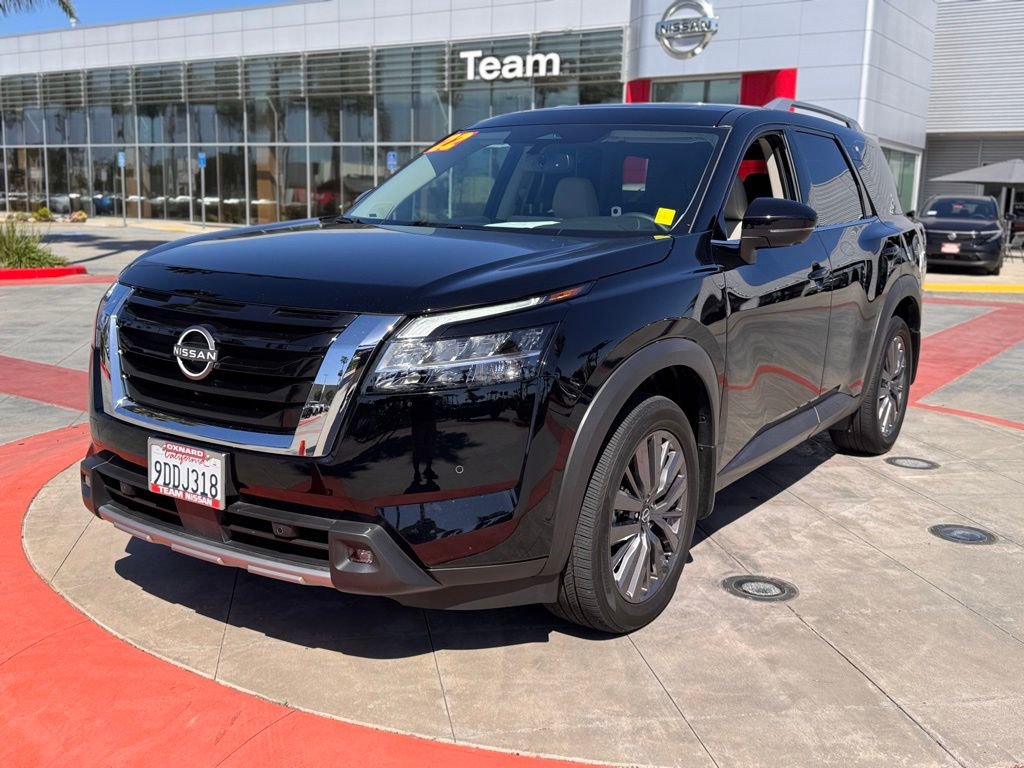 Certified 2022 Nissan Pathfinder SL w/ SL Premium Package image 4