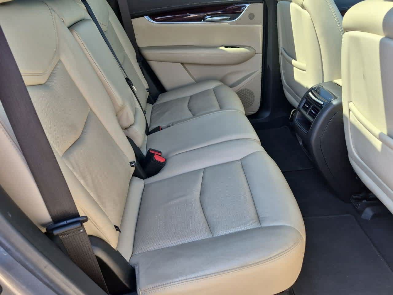 Used 2018 Cadillac XT5 Premium Luxury AWD/4WD image 21