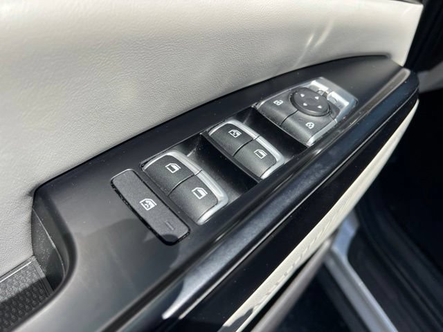 Certified 2022 Kia Carnival LX FWD image 27