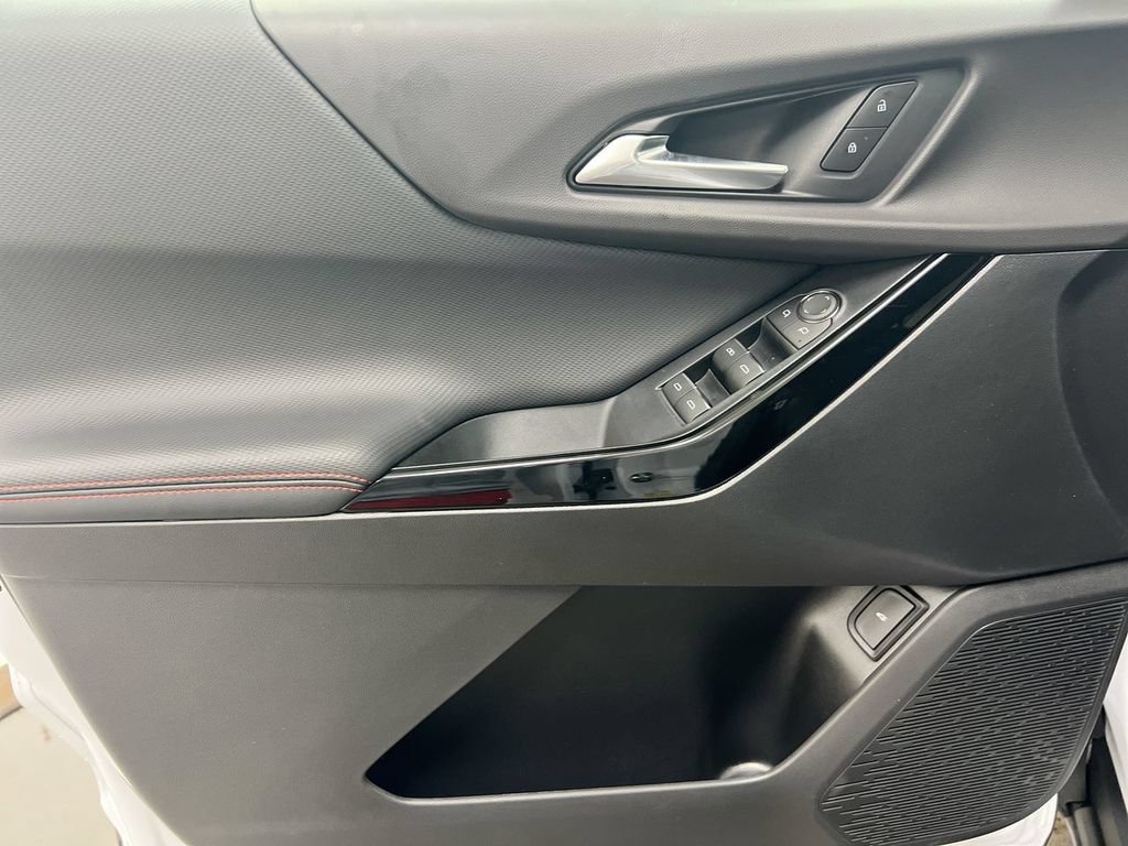 New 2027 Chevrolet Equinox RS FWD image 21
