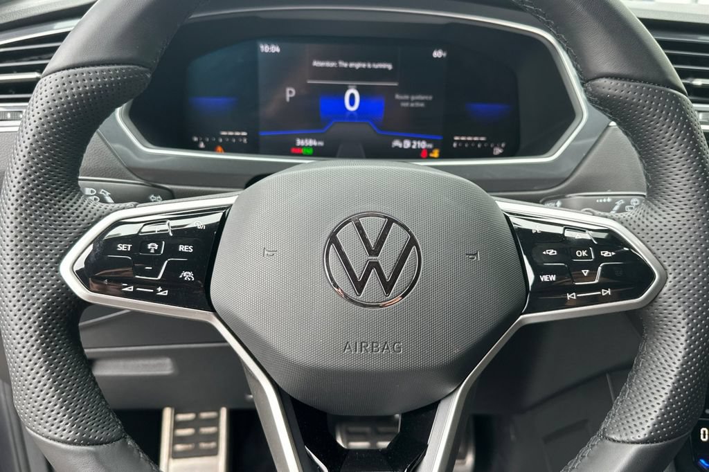 Used 2022 Volkswagen Tiguan SE R-Line FWD image 24