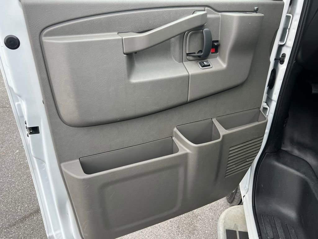 Used 2024 Chevrolet Express 2500 Work Van w/ Driver Convenience Package image 19