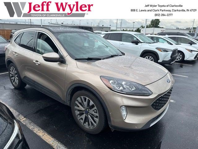 Used 2020 Ford Escape Titanium AWD/4WD image 1
