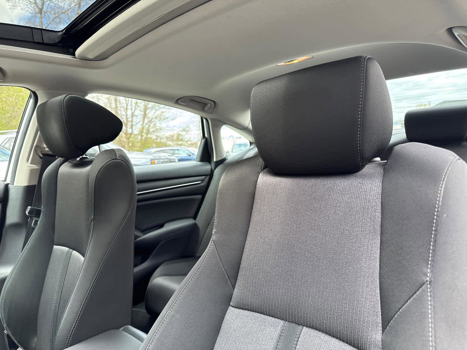 Used 2019 Honda Accord EX image 16