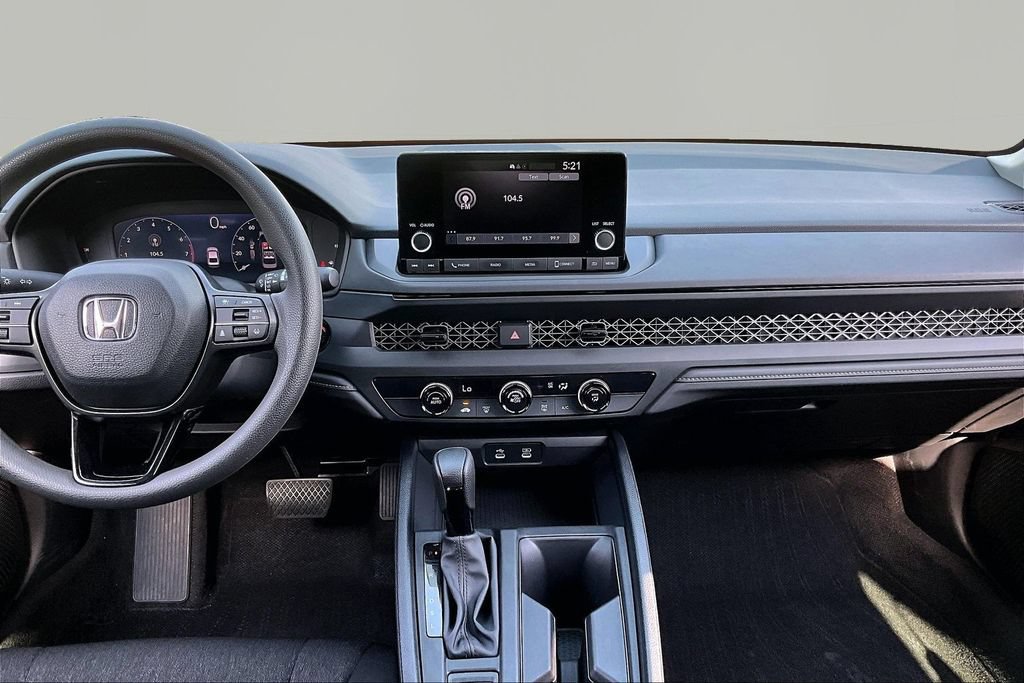 Used 2025 Honda Accord LX image 9