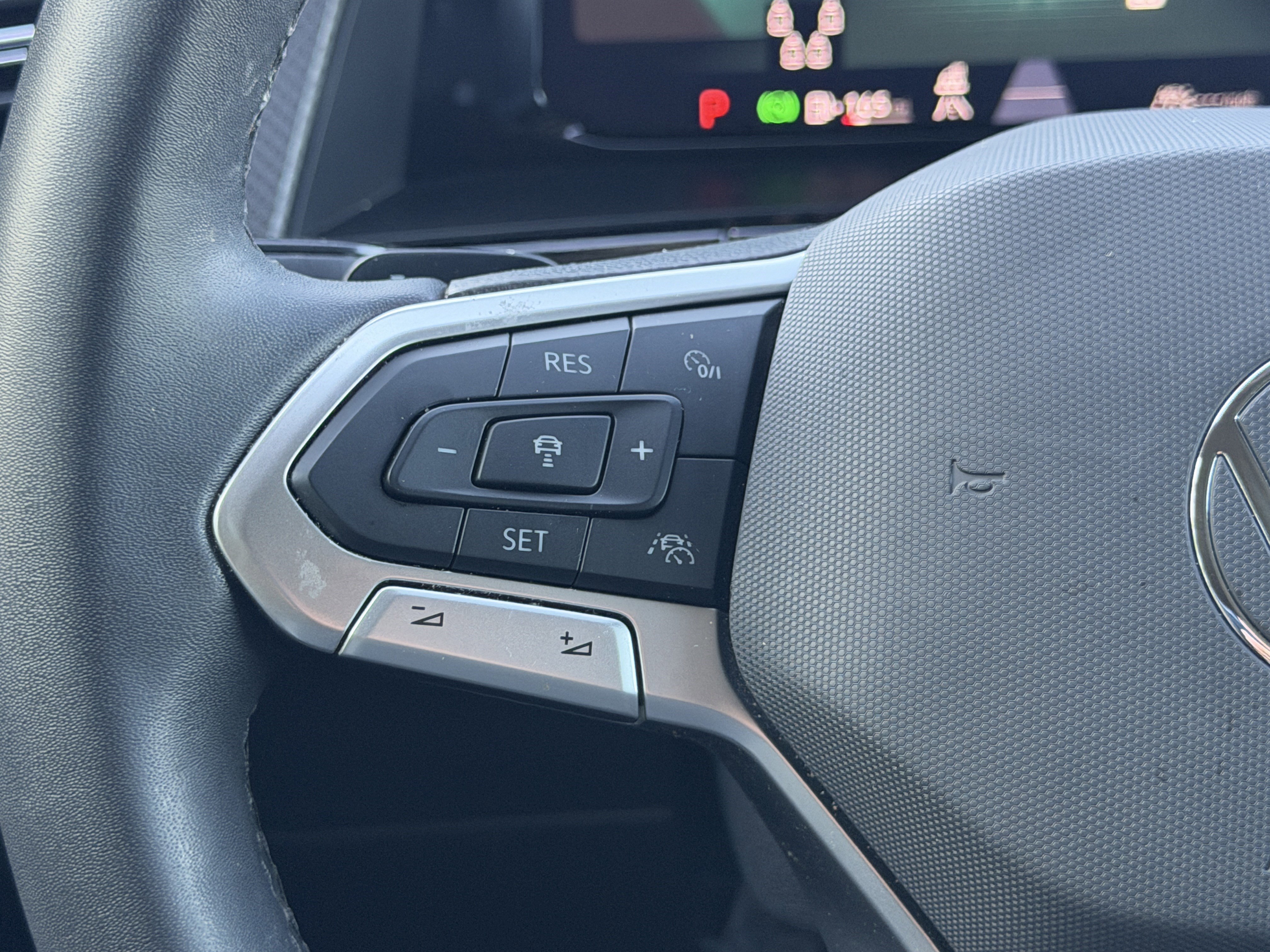 Used 2024 Volkswagen Atlas Peak Edition SEL image 14