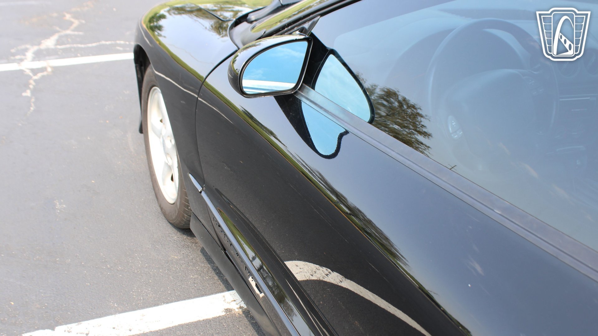 Used 1995 Pontiac Firebird Coupe RWD image 9