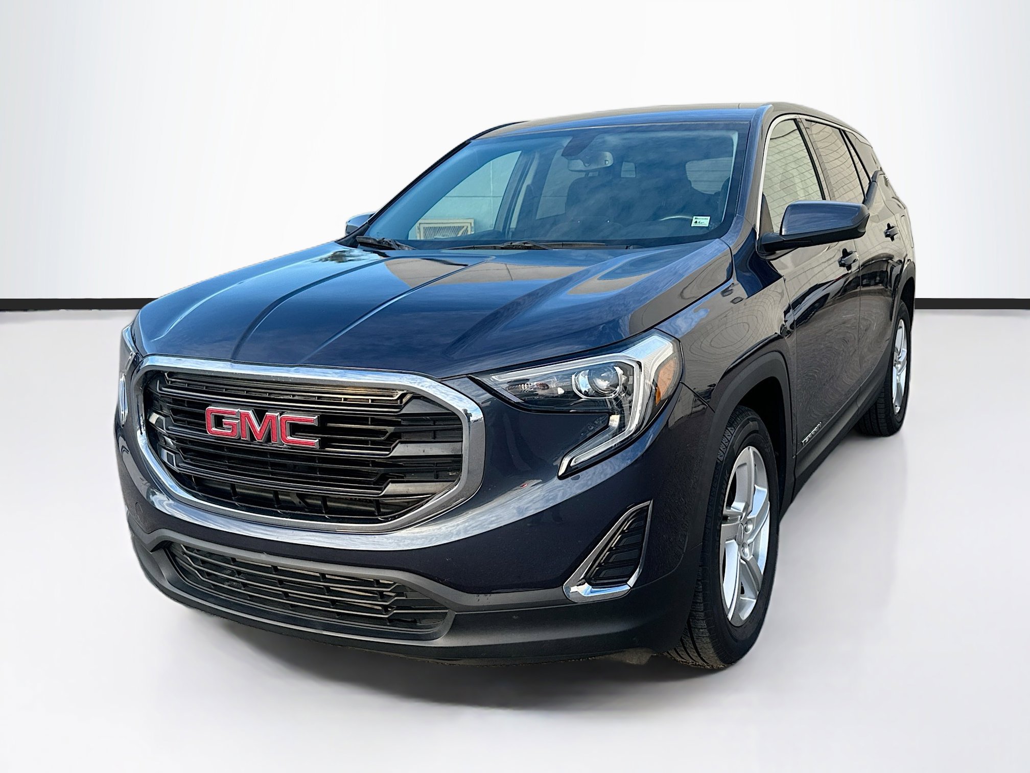 Used 2018 GMC Terrain SLE image 3