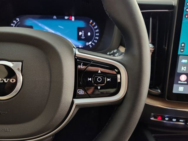 New 2026 Volvo XC60 B5 Plus w/ Protection Package Premier image 29