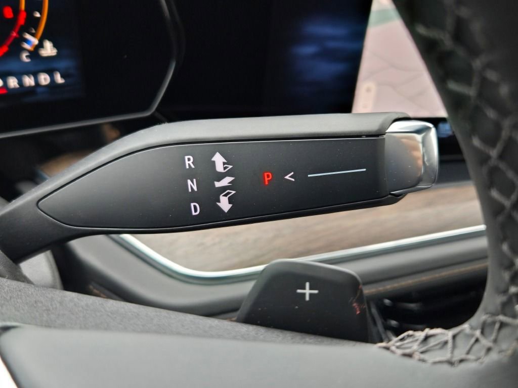 New 2026 Chevrolet Suburban High Country w/ Sun And Tow Package image 30