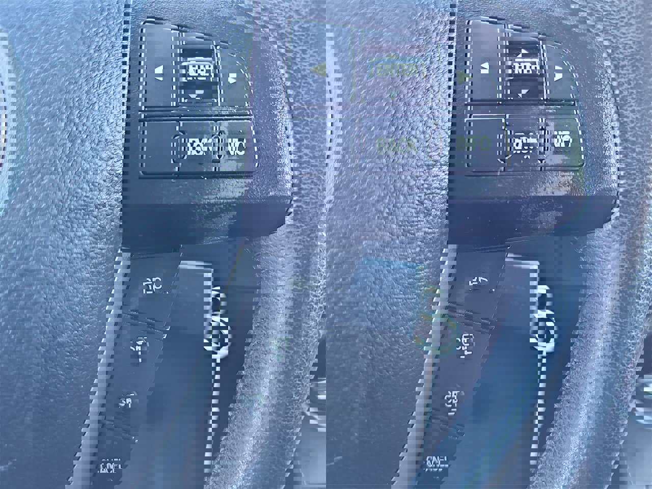 Used 2012 MAZDA MAZDA3 i Touring image 17