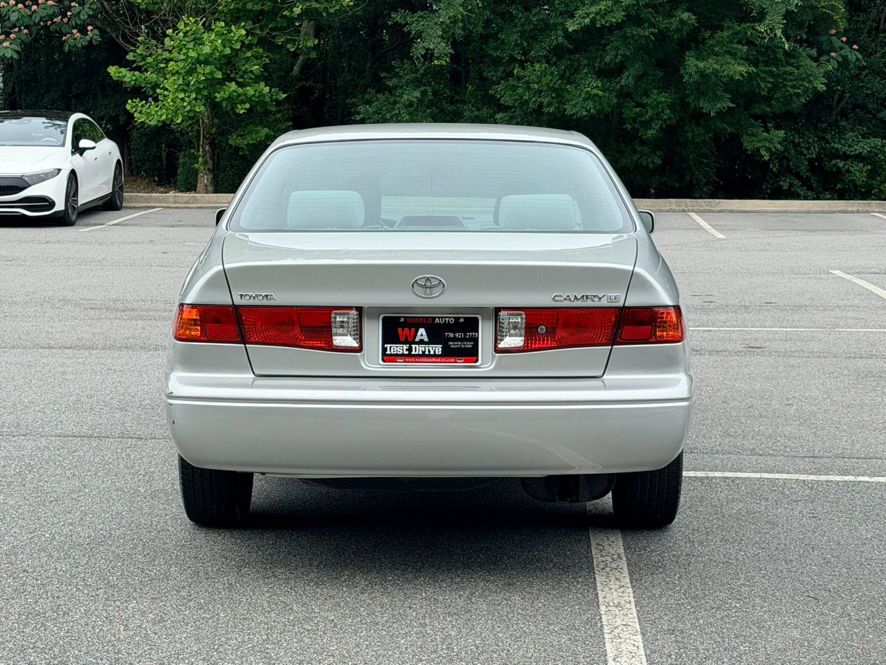 Used 2000 Toyota Camry LE FWD image 5