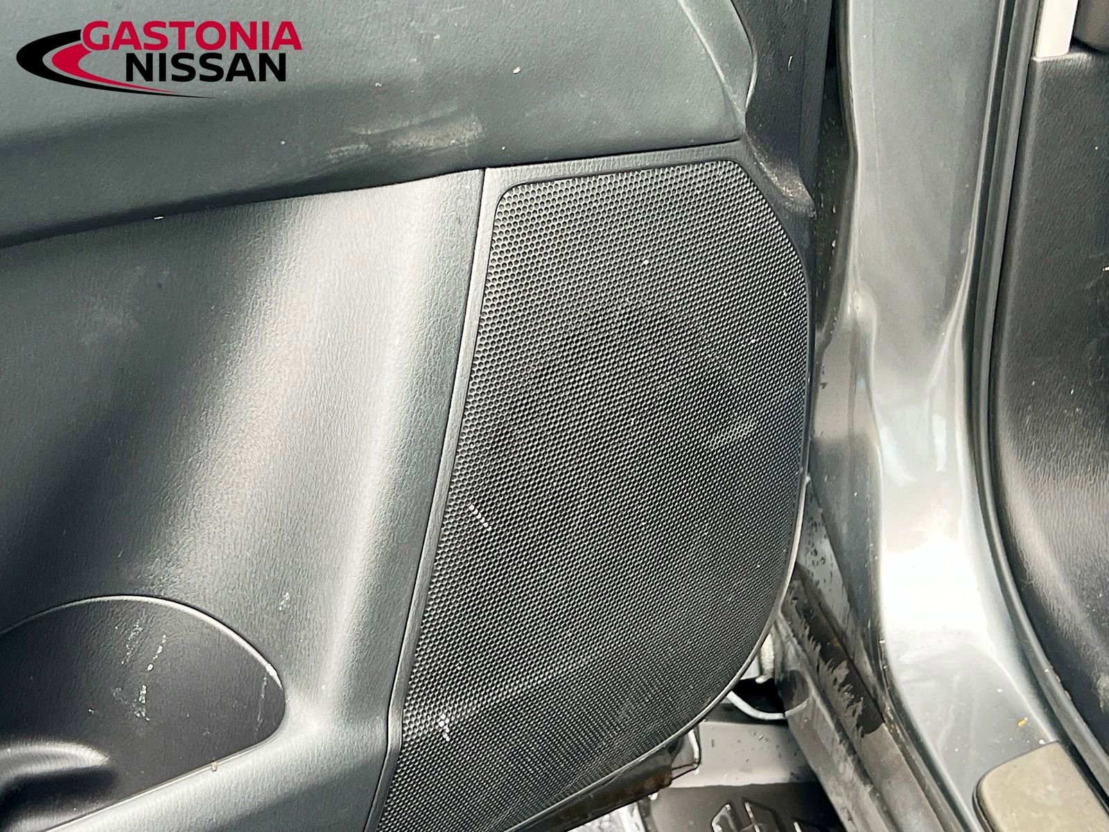 Used 2024 Nissan Armada Platinum w/ Captain's Chairs Package image 23