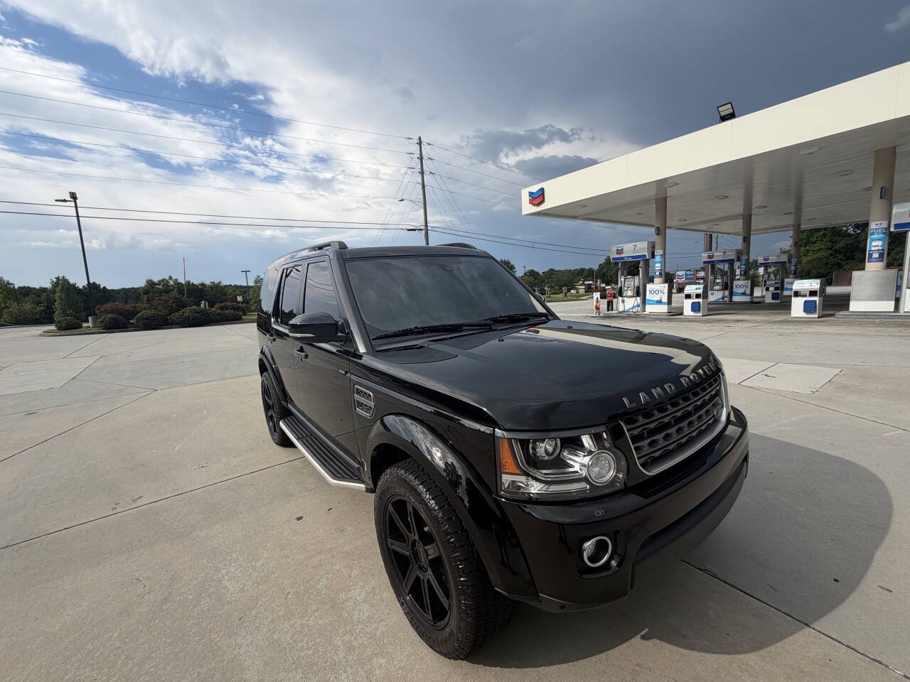 Used 2015 Land Rover LR4 HSE AWD/4WD image 30