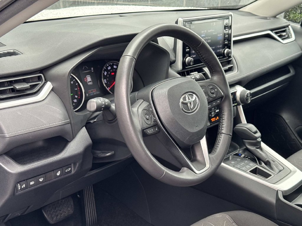 Used 2019 Toyota RAV4 XLE w/ Convenience Package AWD/4WD image 22