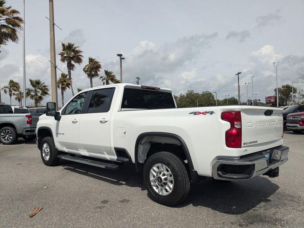 Used 2025 Chevrolet Silverado 2500 LT w/ Convenience Package image 5