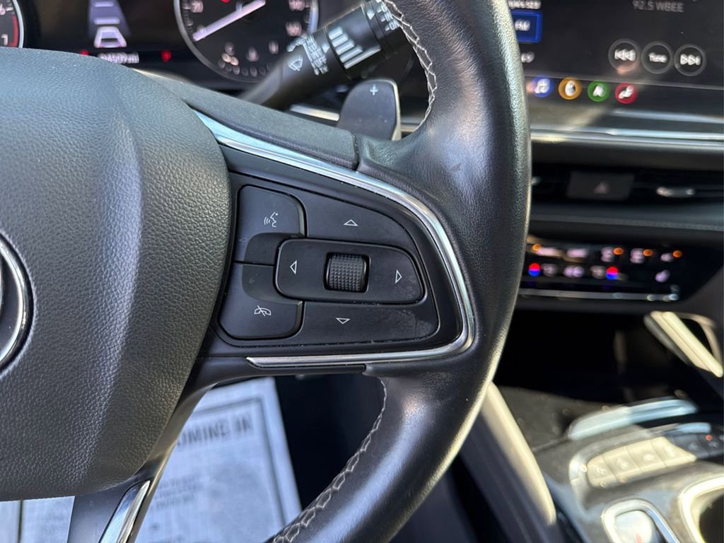 Used 2022 Buick Envision Essence w/ Technology Package II image 29