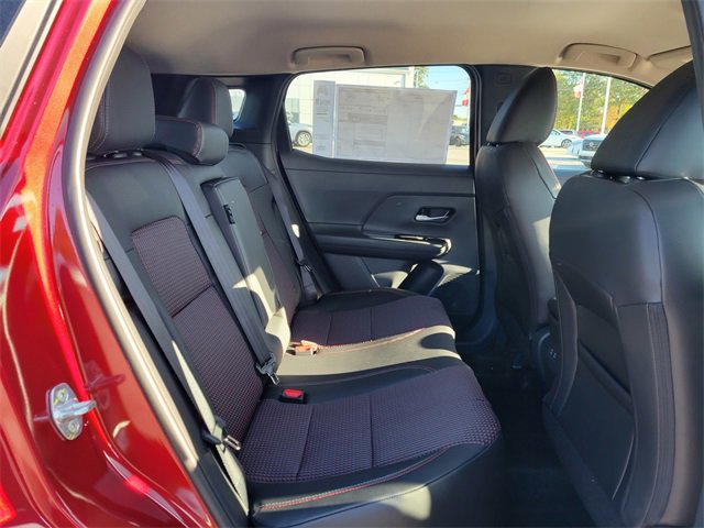 New 2026 Nissan Kicks SR w/ Cold Weather Package image 18