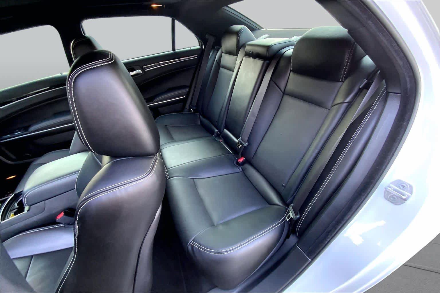 Used 2023 Chrysler 300 S w/ Comfort Group RWD image 20