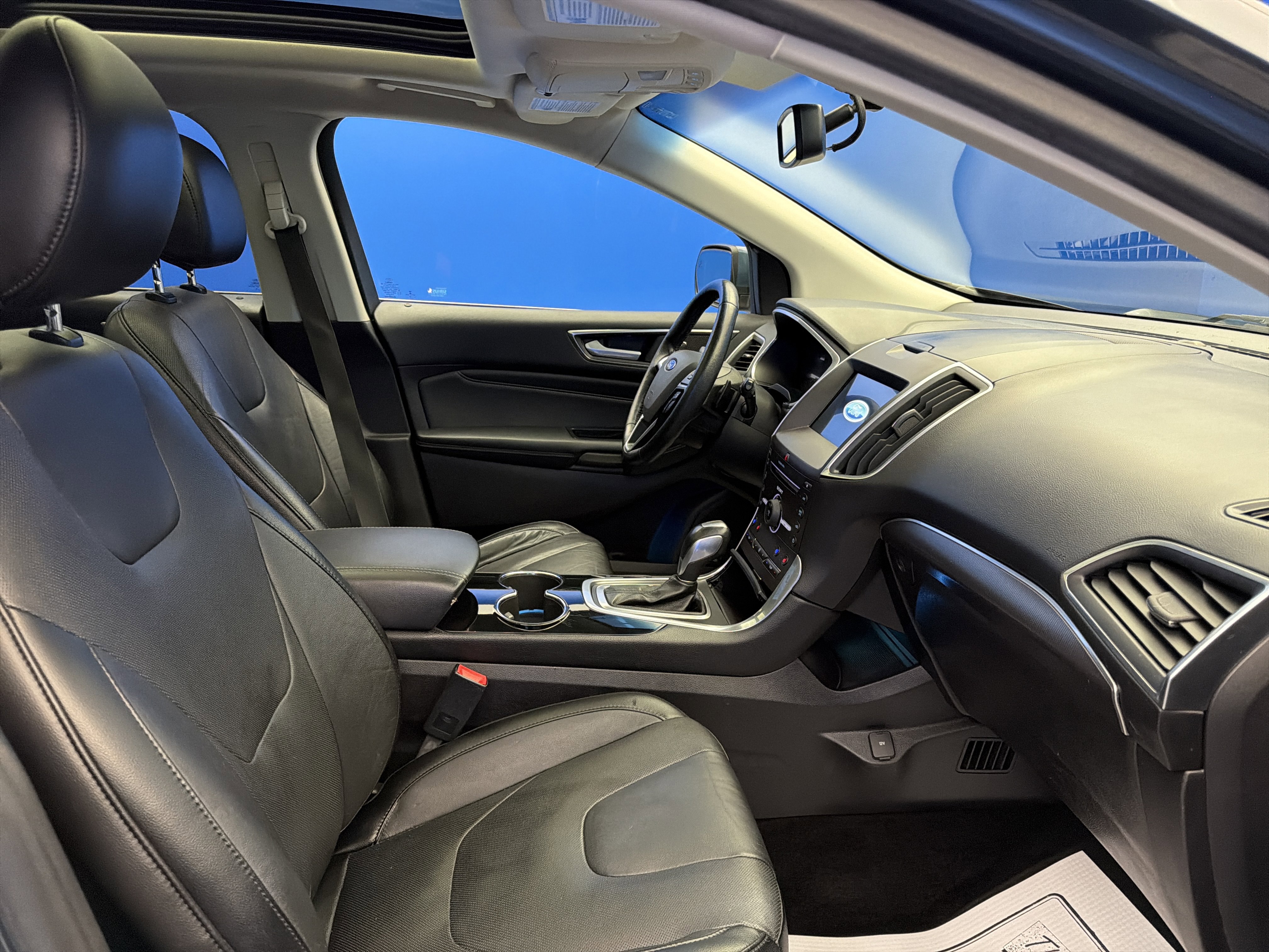 Used 2016 Ford Edge Titanium w/ Equipment Group 301A AWD/4WD image 24