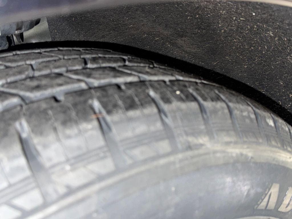 Used 2021 Ford Edge SEL w/ Convenience Package image 17