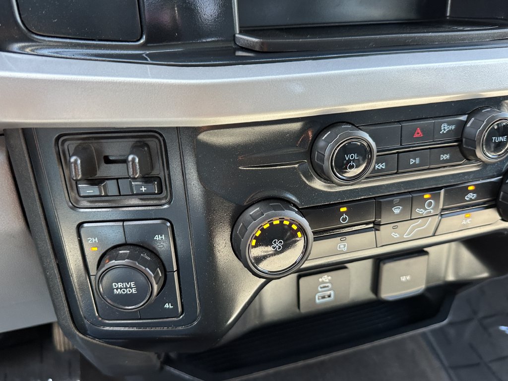 Used 2025 Ford F250 XLT AWD/4WD image 28