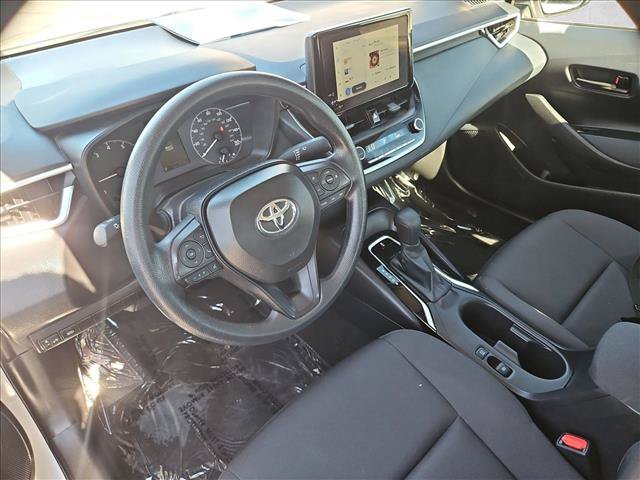 Used 2025 Toyota Corolla LE FWD image 12
