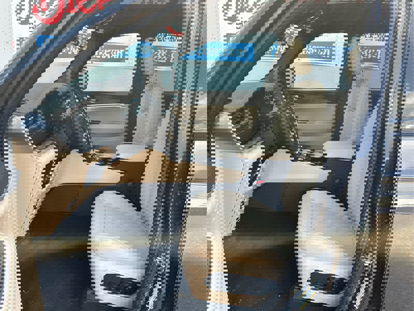 New 2025 Jeep Grand Cherokee Limited w/ Luxury Tech Group II image 29