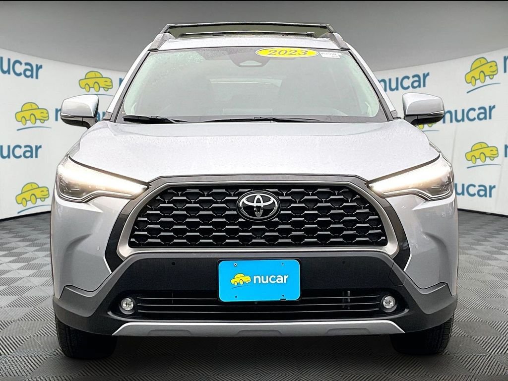 Used 2023 Toyota Corolla Cross XLE w/ Convenience Package AWD/4WD image 2