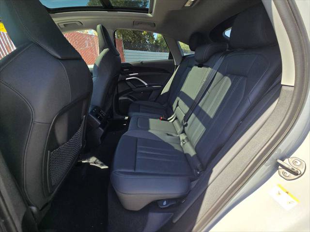 Used 2025 Audi Q5 Premium Plus AWD/4WD image 15