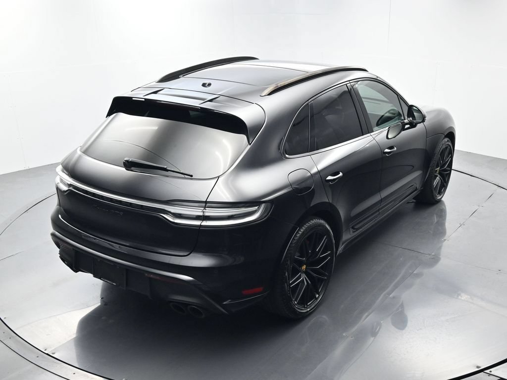 Certified 2024 Porsche Macan GTS AWD/4WD image 40